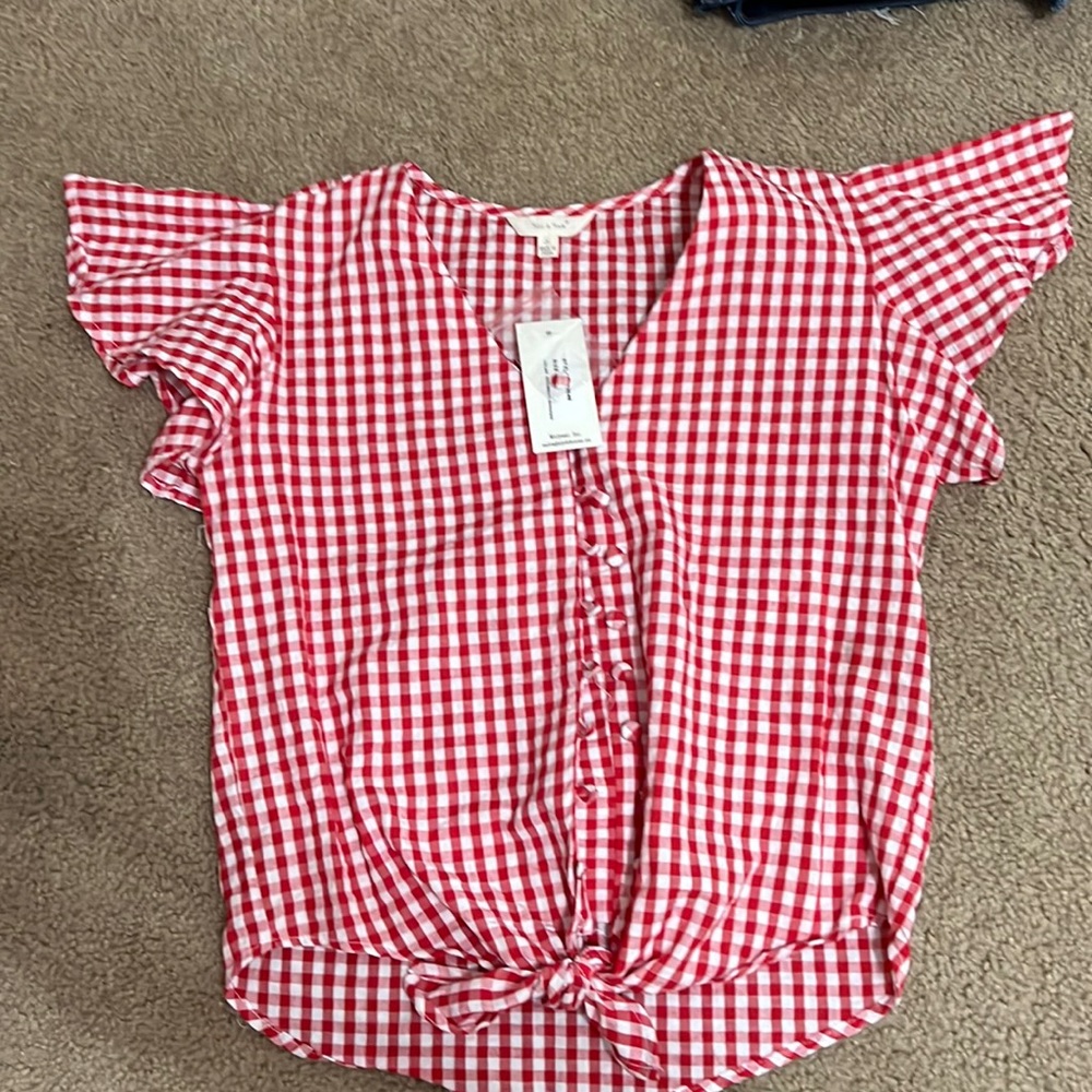 🐣Red and white checkered shirt🐣